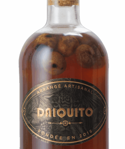 Bouteille Daiquito arrangé artisanal fabriqué à base de rhum, café, vanille et noix de macadamia