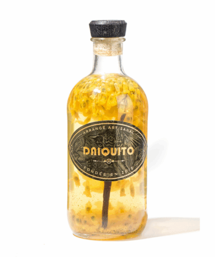 rhum agricole a base de mangue Kent du brésil et de fruit la passion de Thaïlande